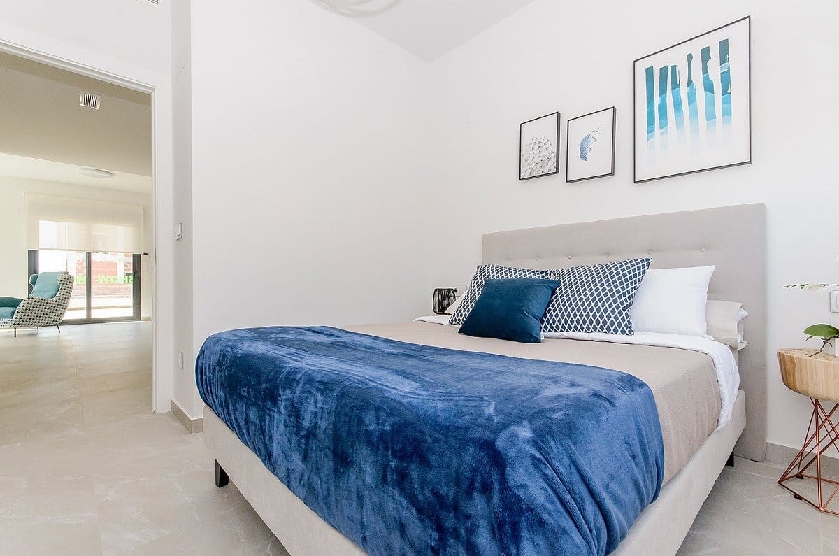 Inviting 3 Bedroom Ground Floor Apartment with Private Pool in San Miguel de Salinas, Alicante