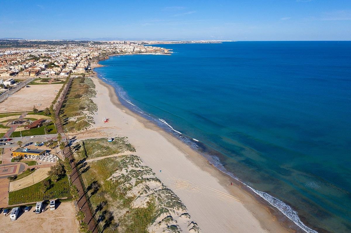 Bespoke New Build 5 Bedroom Villa with Sea Views in Torre de la Horadada, Alicante