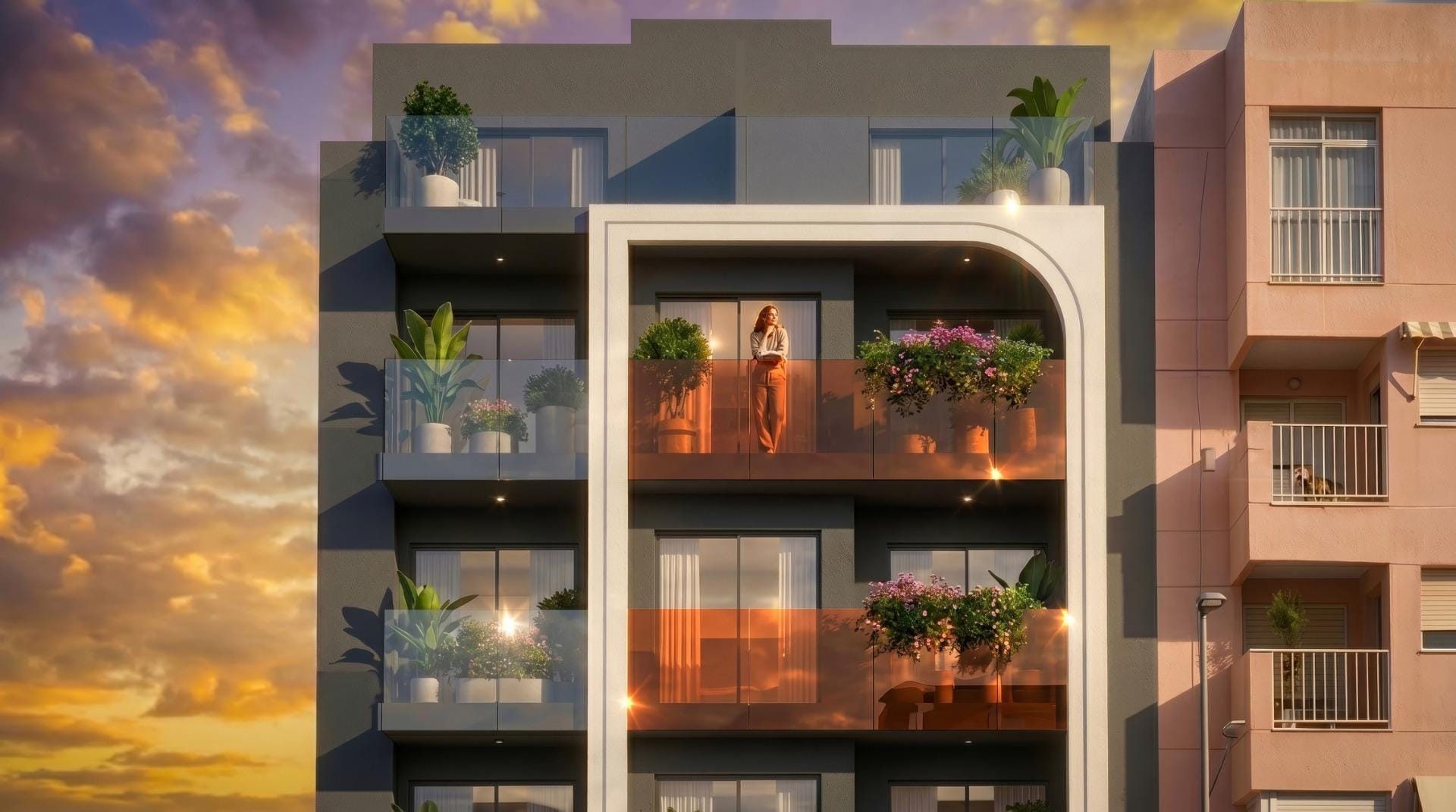 Central 2 Bedroom Ground Floor Apartment with Patio in Guardamar del Segura, Alicante