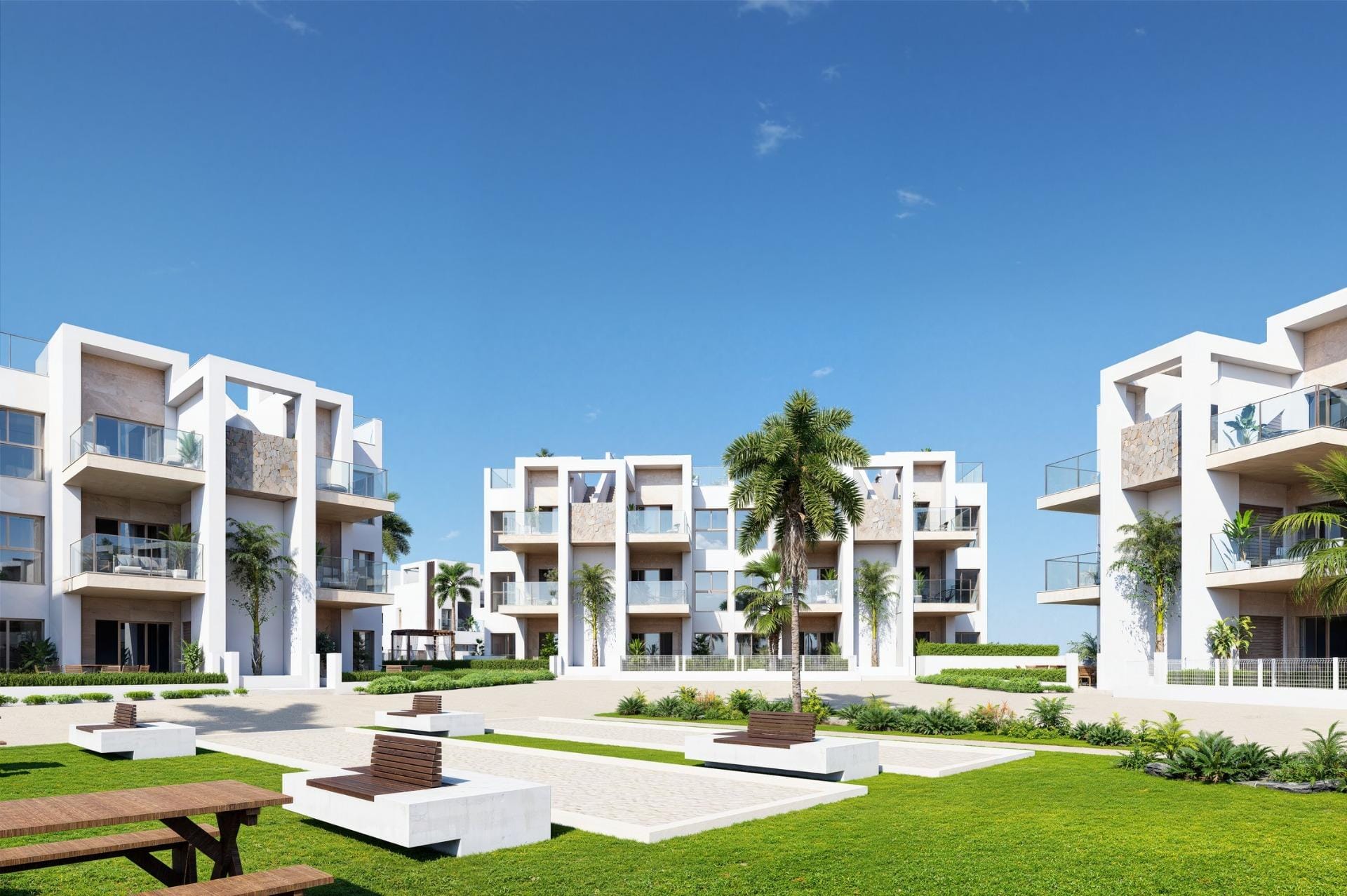 Inviting 2 Bedroom Ground Floor Apartment with Private Garden in Serena Golf, Los Alcazares, Murcia