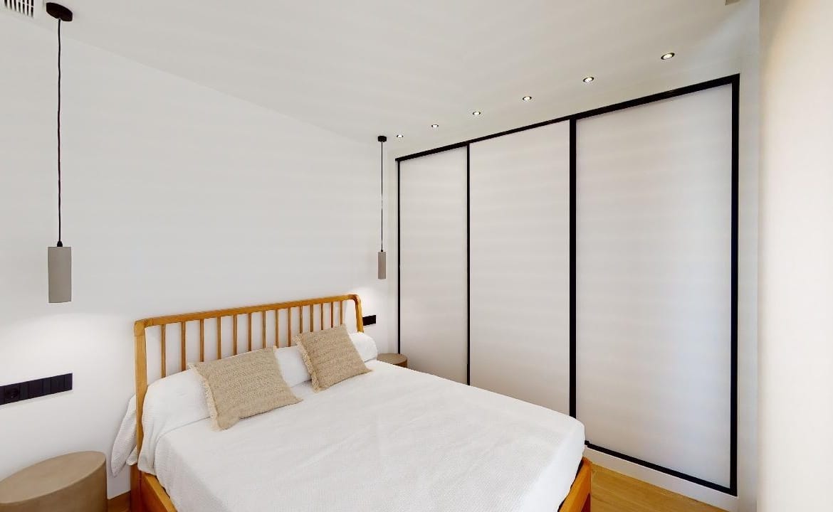 Double bedroom with fitted wardrobe in Campana Garden, Finestrat, Alicante
