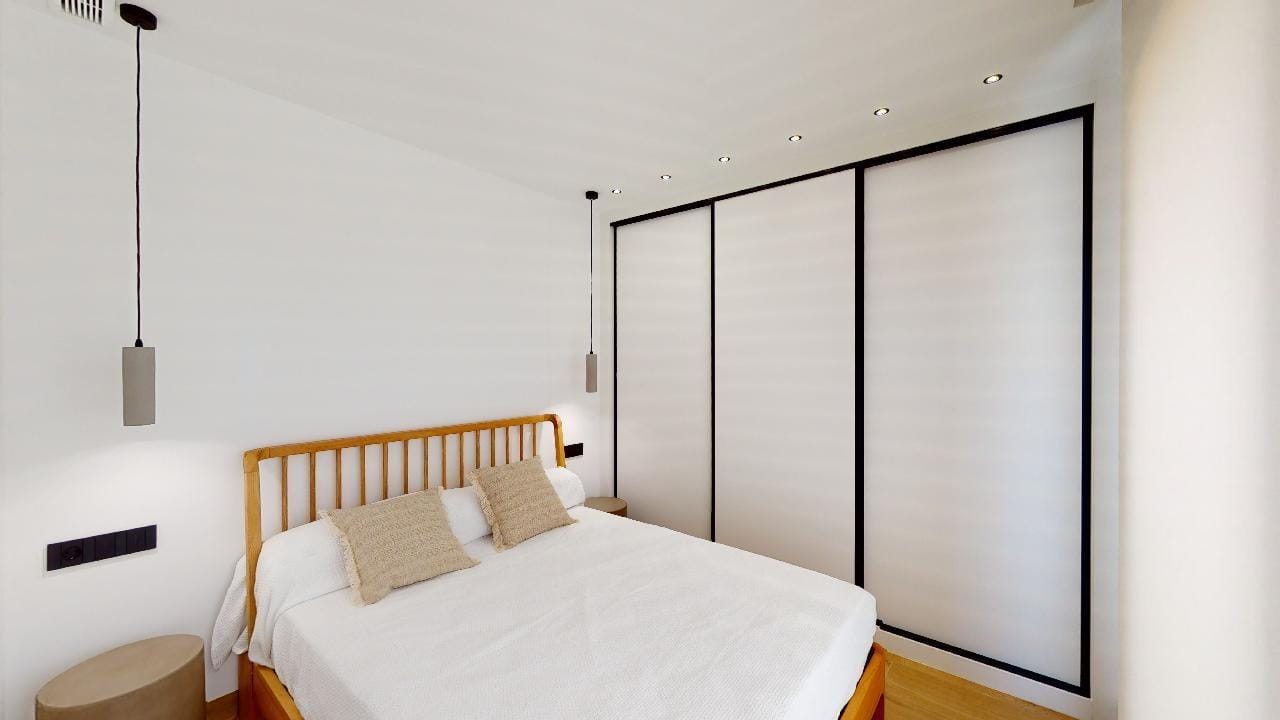 Double bedroom with fitted wardrobe in Campana Garden, Finestrat, Alicante