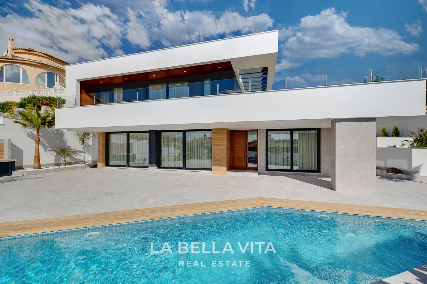 Spectacular Furnished Villa with Private Pool for Sale in Ciudad Quesada, Alicante