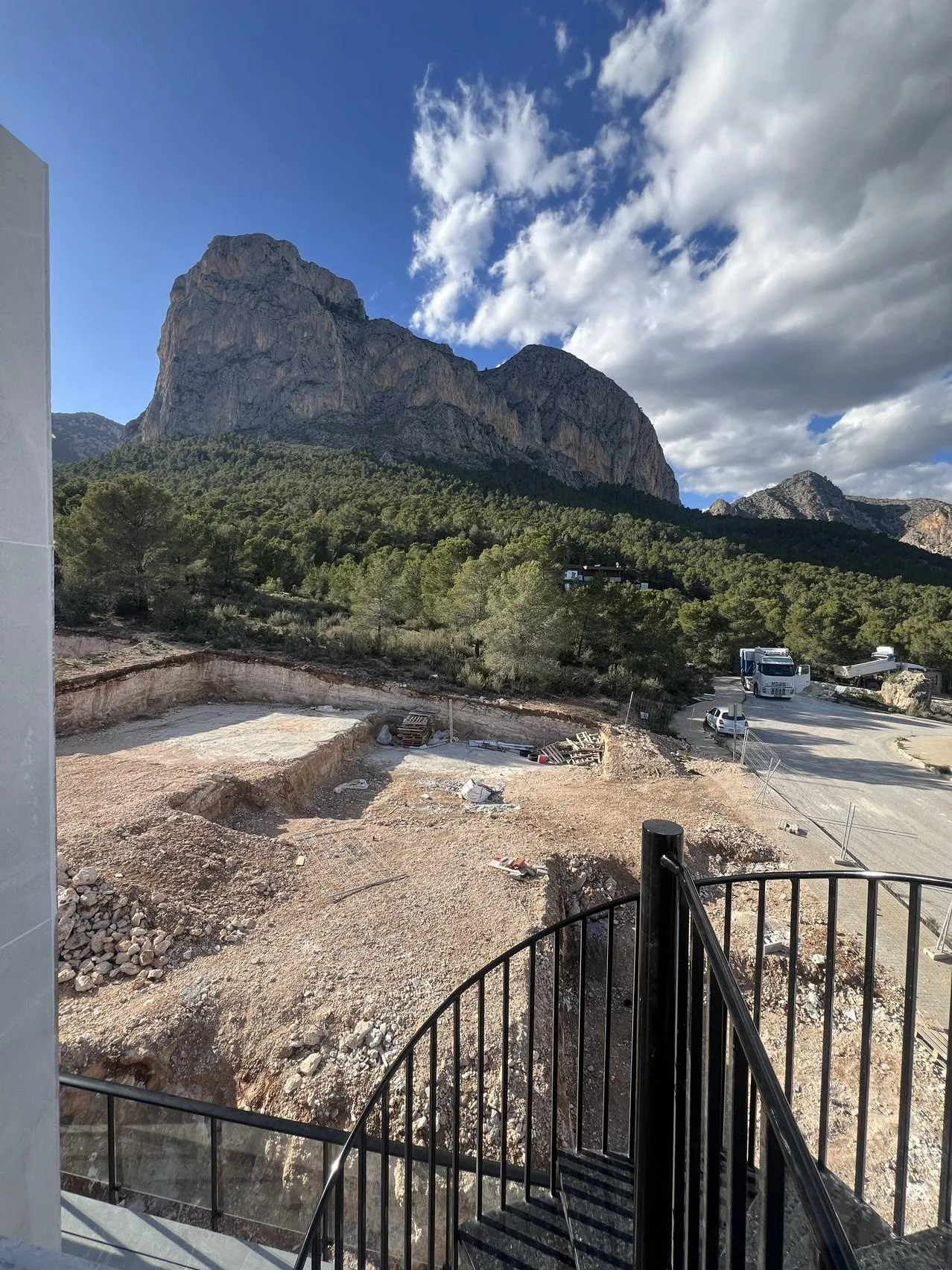 NEW-BUILD-SEMI-DETACHED-VILLAS-IN-POLOP-26 Ruhig gelegene Neubau-Doppelhaushälfte mit 3 Schlafzimmern, Pool und Dachterrasse in Polop, Alicante