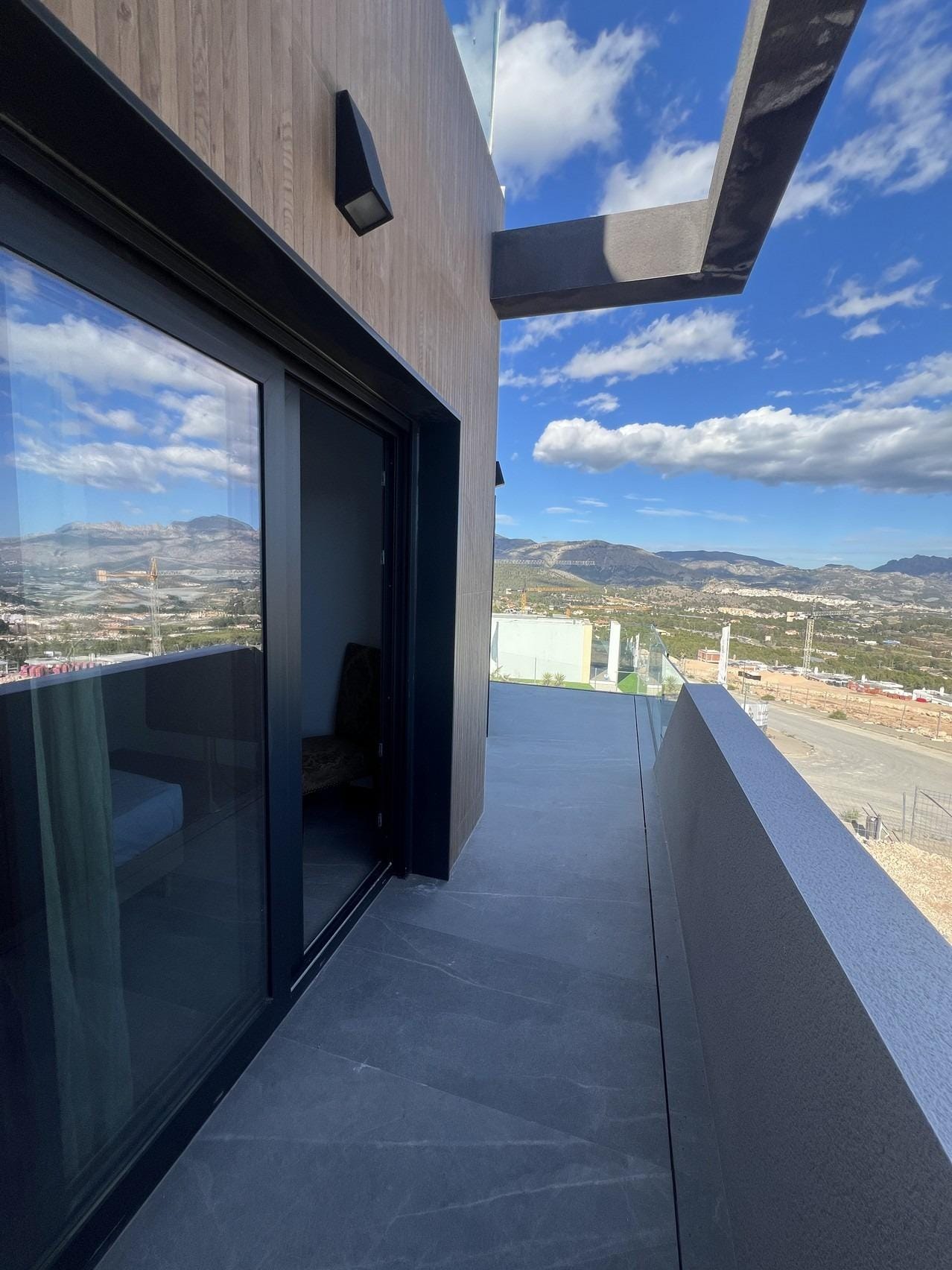 NEW-BUILD-TOWNHOUSES-IN-POLOP-26 Inviting New Build 3 Bedroom Townhouse with Private Pool and Solarium in Polop, Alicante