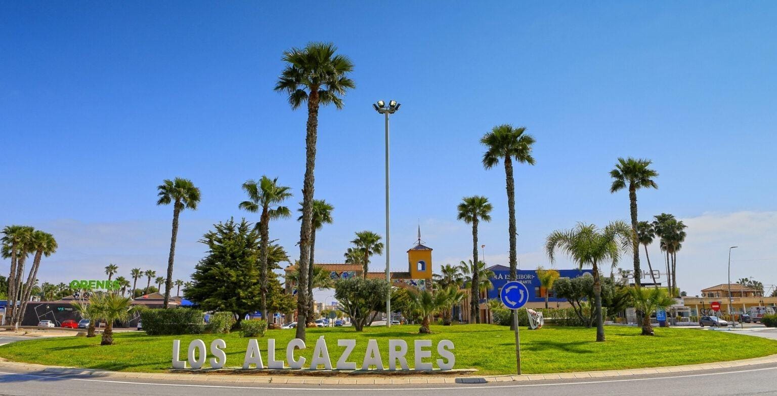 NEW-BUILD-VILLA-IN-LOS-ALCAZARES-7 Versatile 4 Bedroom Semi-Detached Villa with Basement Garage and Private Pool in Los Alcázares, Murcia